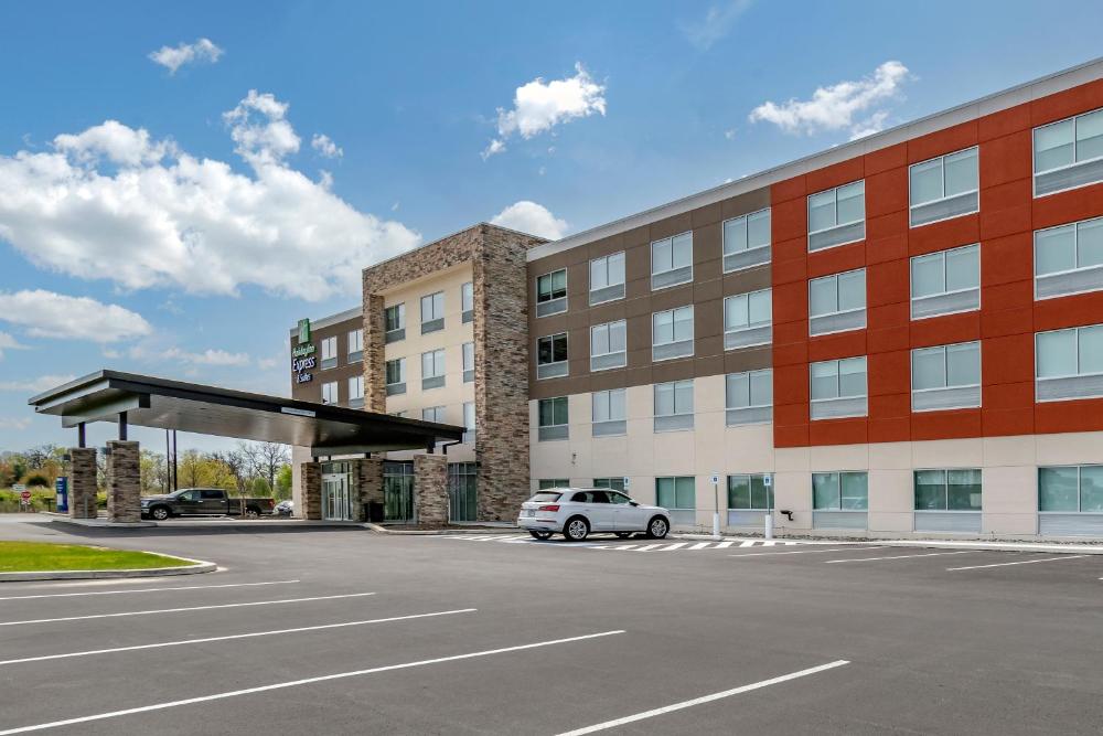 Holiday Inn Express & Suites - Lancaster - Mount Joy by IHG